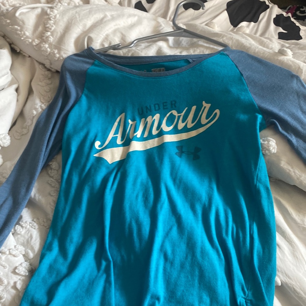 Under armor long sleeve tee